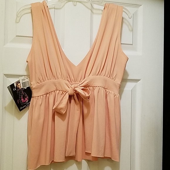 Top - Picture 3 of 3